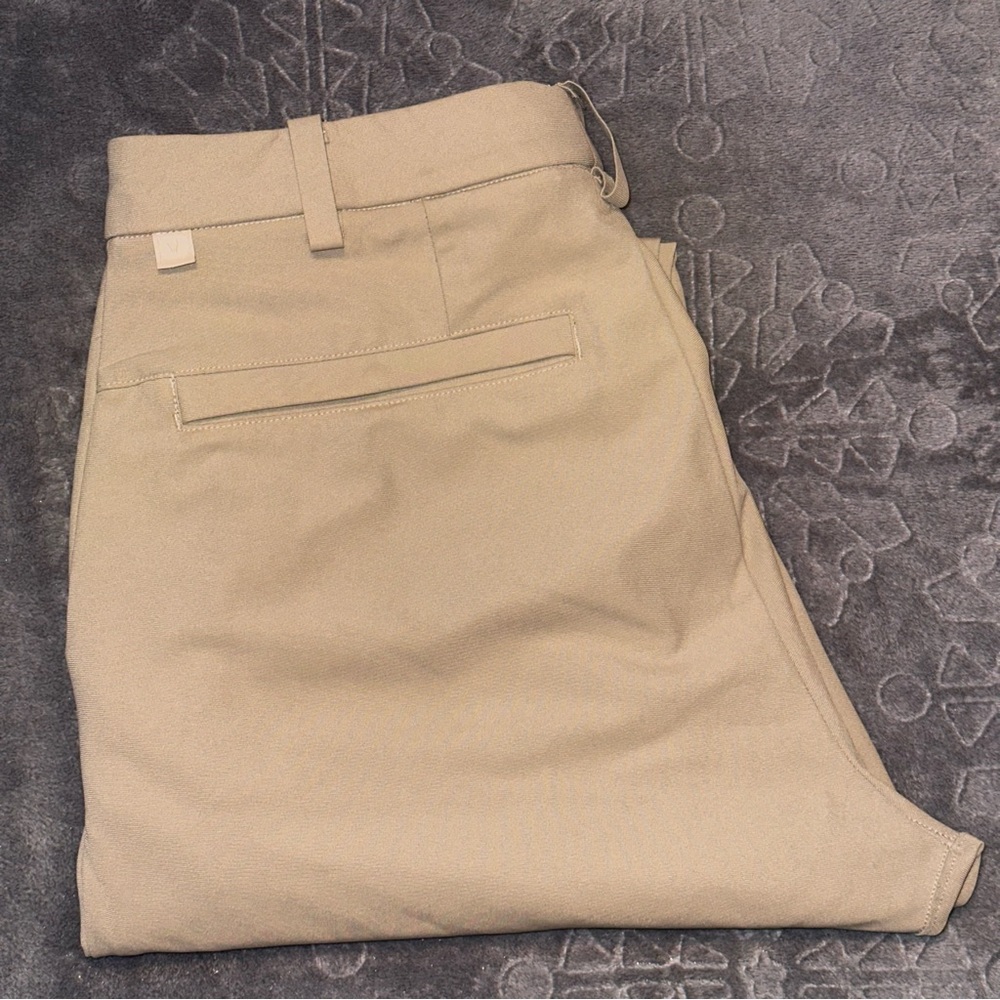 Lululemon Commission Pants